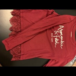 LONG SLEEVED ABERCOMBIE & FITCH TEE